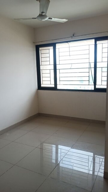 Room in 2 BHK Apartment at Nanded Asawari, Nanded – for Rent