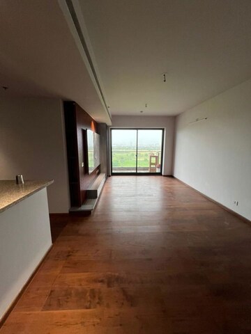 Room in 3 BHK Apartment at Krisumi Waterfall Residences, Sector 36a – for Rent