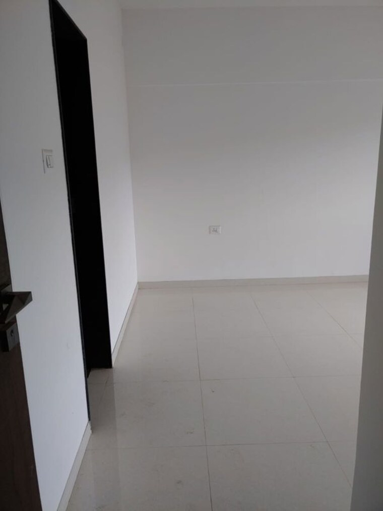 Room, lambodar-vasant-ganesh-vishwa 2 Bedroom 1000 Sq.Ft. Apartment In Bavdhan Pune 9710468