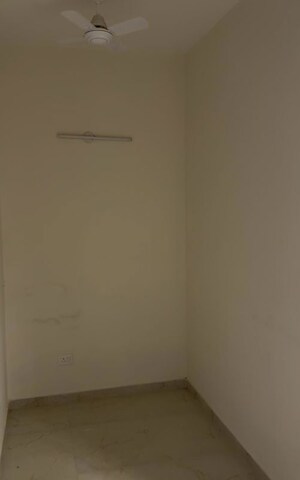 Room in 3 BHK Apartment at Smart World Gems, Sector 89 – for Rent