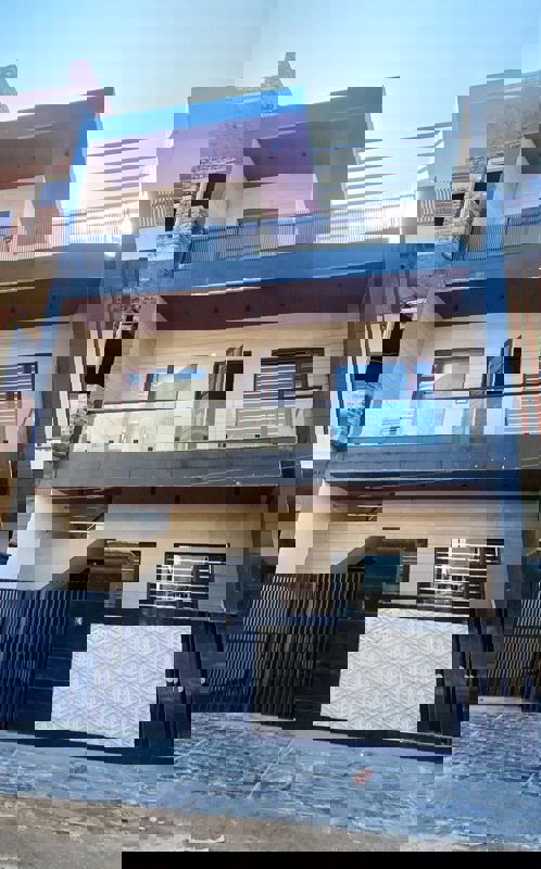 4 BHK + Extra Room Independent House For Sale in Vardhman Estate 