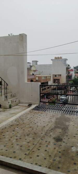  1.5 BHK Builder Floor at B Block Shastri Nagar – for Rent