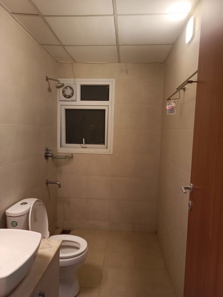 Bathroom, bhartiya-nikoo-homes 2 Bedroom 1059 Sq.Ft. Apartment In Thanisandra Main Road Bangalore 9711989