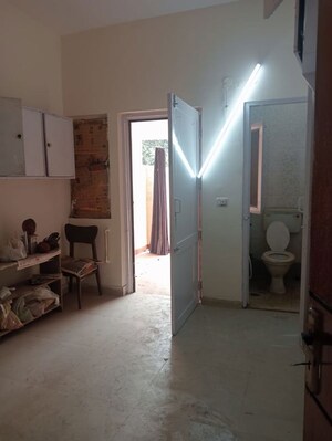 Living Room in 4 BHK Apartment at Arun Vihar Sector 37, Sector 37 – for Rent