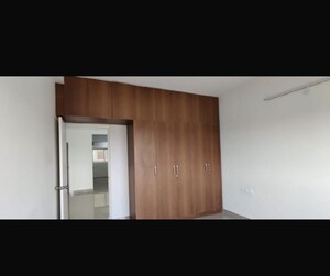 Room in 3 BHK Apartment at Mantri Webcity, Hennur – for Rent