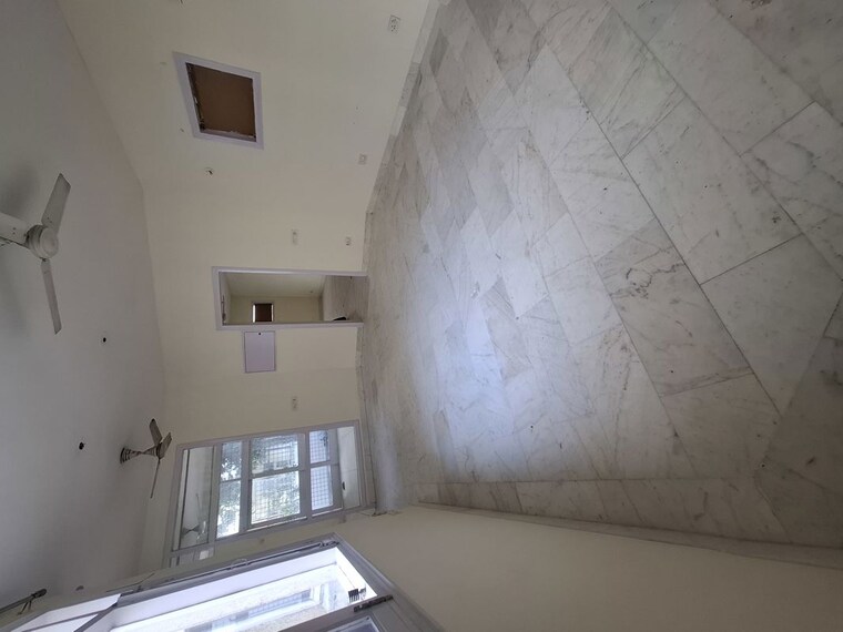 Bathroom, kohli-one-malibu-town 3 Bedroom 275 Sq.Yd. Apartment In Sector 47 Gurgaon 9712073