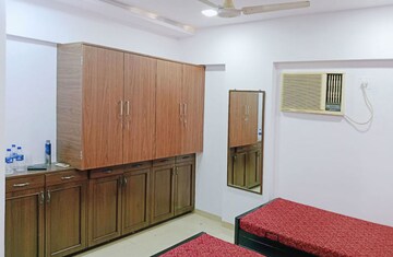 Bedroom in  Pg at Khar East – for Rent