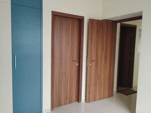 Room in 2 BHK Apartment at Godrej Park Retreat, Sarjapur Road – for Rent