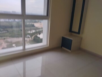 Room in 2 BHK Apartment at Godrej Park Retreat, Sarjapur Road – for Rent