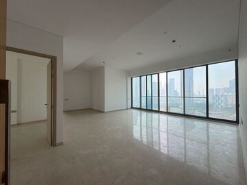 4 BHK Apartment For Rent in Rustomjee Crown, Prabhadevi