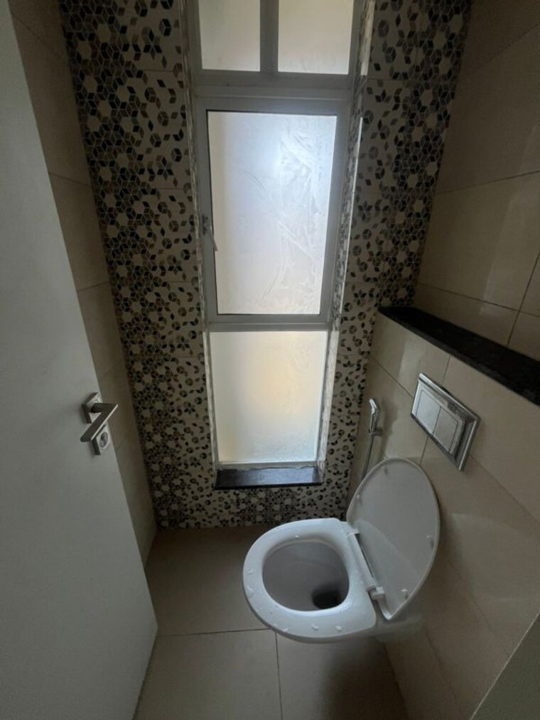 Bathroom, godrej-park-ridge 1 Bedroom 433 Sq.Ft. Apartment In Manjari Pune 9712412