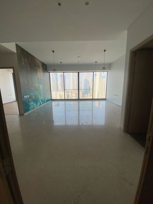 4 BHK + Servant Room 2181 Sq.Ft. Apartment in Rustomjee Crown Phase 2