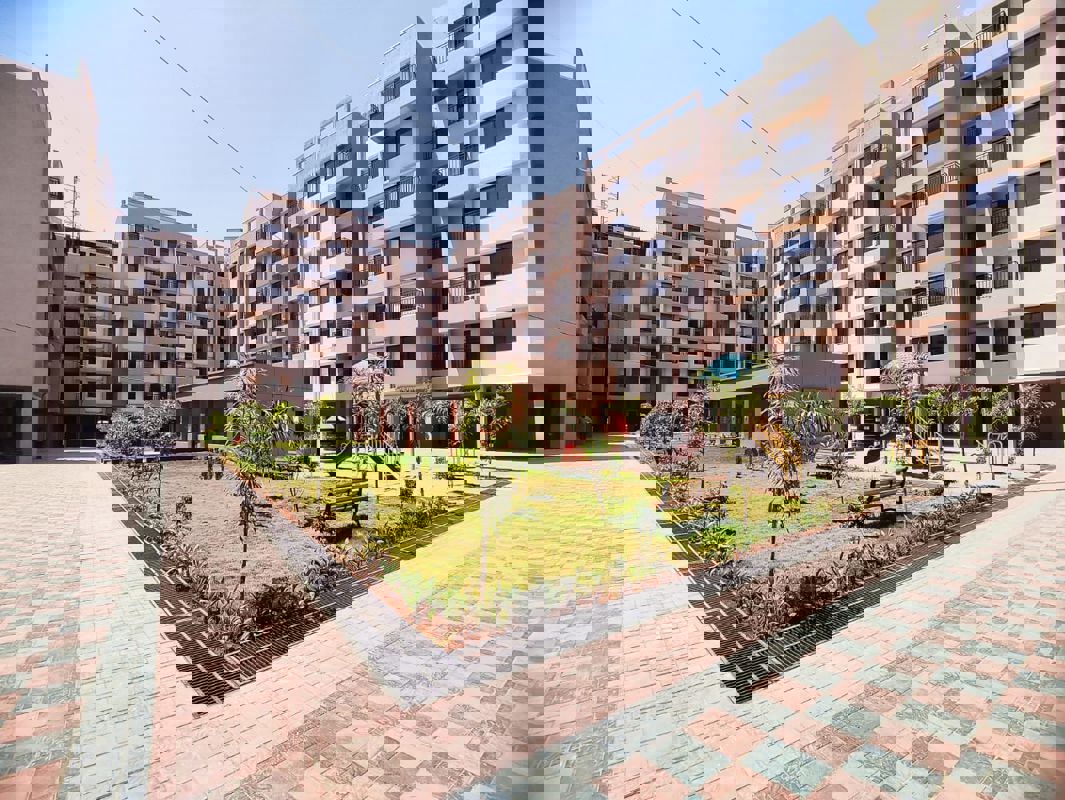 2 BHK + Extra Room 580 Sq.Ft. Apartment in National Sea Queen Park