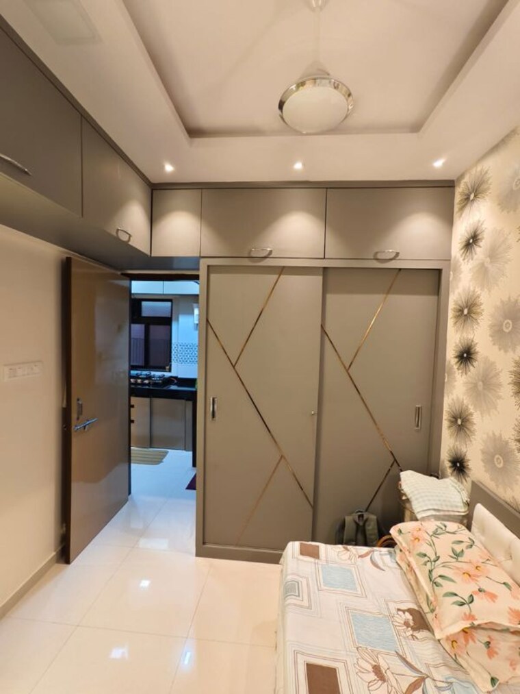 Room, kandivali west 1 Bedroom 305 Sq.Ft. Apartment In Kandivali West Mumbai 9712531