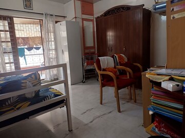 Living Room in 4 BHK Apartment at Nandi Durg Road – for Sale