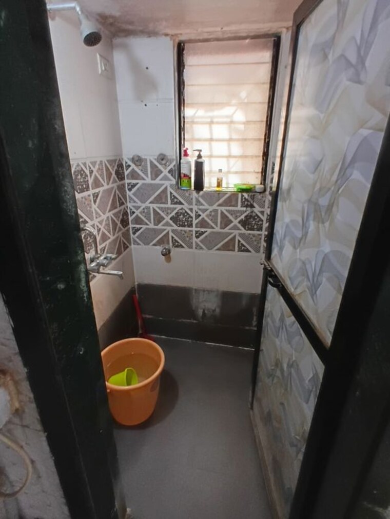 Bathroom, vasai west 1 Bedroom 495 Sq.Ft. Apartment In Vasai West Palghar 9712817