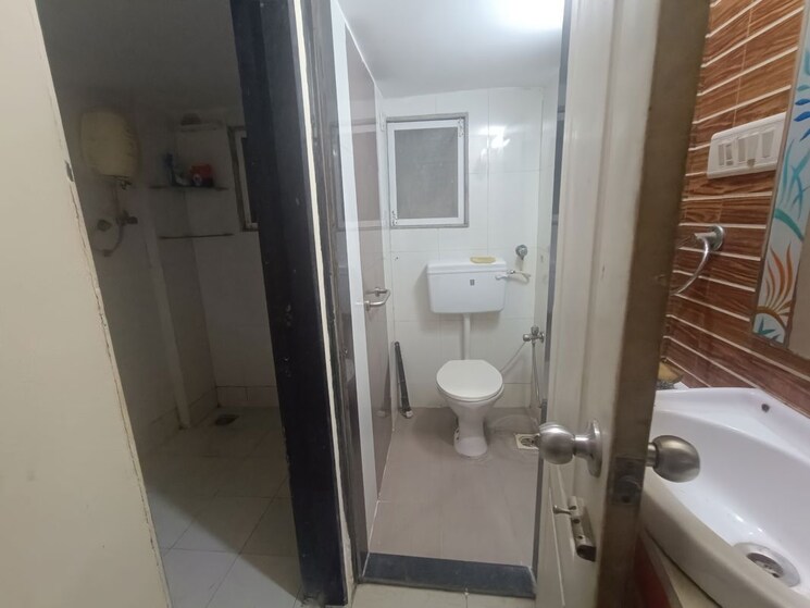 Bathroom, rajhans-kshitij 1 Bedroom 430 Sq.Ft. Apartment In Vasai West Palghar 9712827