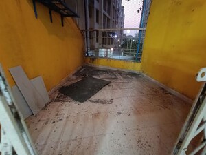 Room in 2 BHK Apartment at Rajhans Kshitij, Vasai West – for Rent