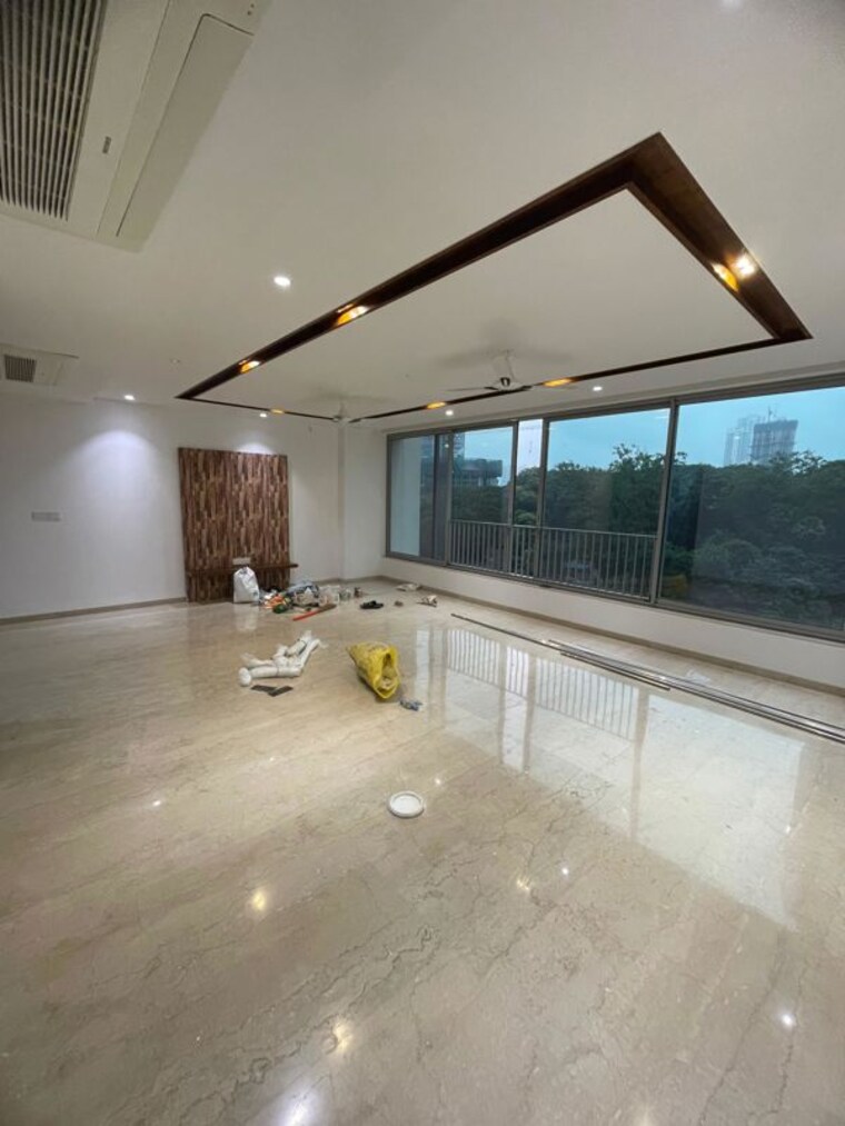  Parking, oberoi-realty-esquire 3 Bedroom 1366 Sq.Ft. Apartment In Goregaon East Mumbai 9713162