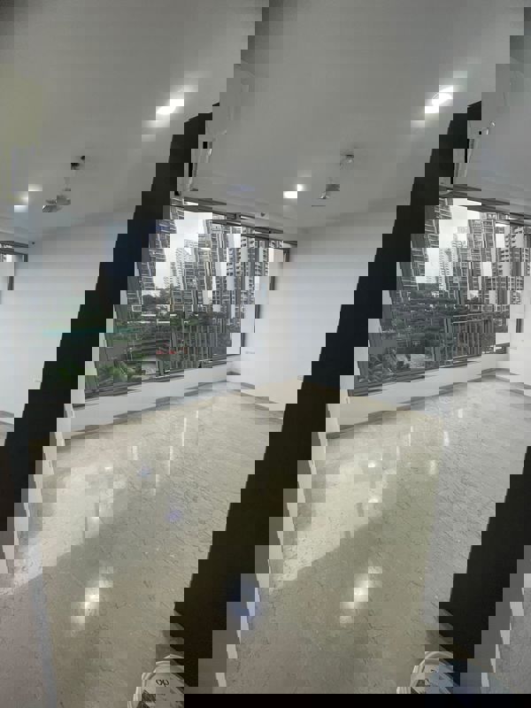 3 BHK + Pooja Room 1366 Sq.Ft. Apartment in Oberoi Realty Esquire