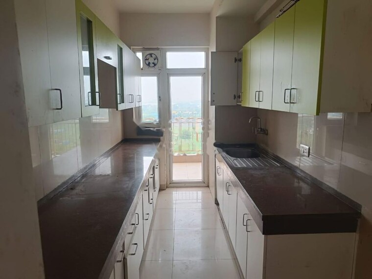 Kitchen, emaar-palm-gardens 3 Bedroom 1900 Sq.Ft. Apartment In Sector 83 Gurgaon 9713195