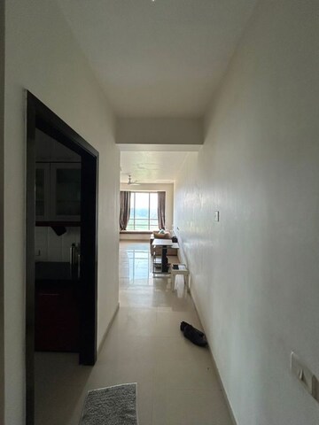 2.5 BHK Apartment For Rent in Oberoi Realty Woods, Goregaon East