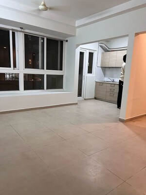 Room in 1 BHK Apartment at Bhartiya City Nikoo Homes II, Thanisandra Main Road – for Rent