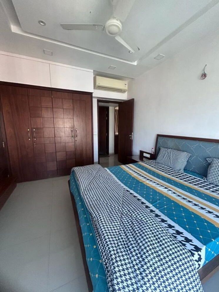 Bedroom, db-realty-orchid-woods 3 Bedroom 1820 Sq.Ft. Apartment In Goregaon East Mumbai 9713296