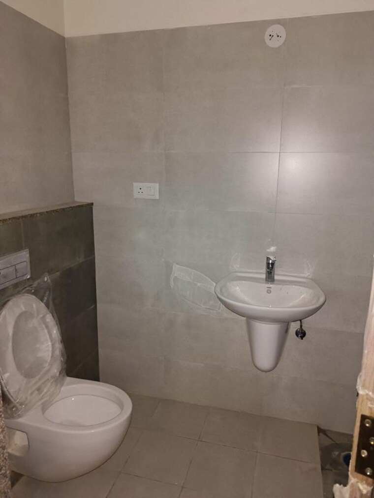 Bathroom, avalon-park-at-the-prestige-city 4 Bedroom 1542 Sq.Ft. Apartment In Sarjapur Road Bangalore 9713306