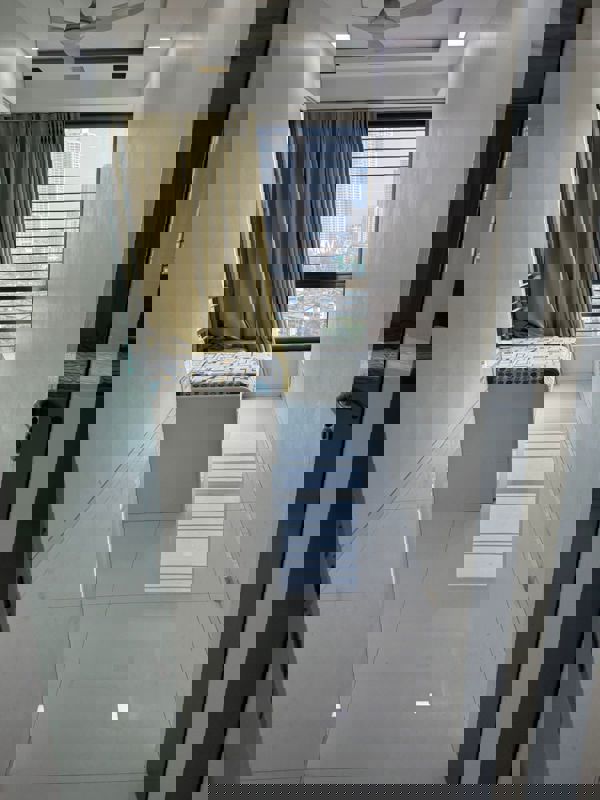 2.5 BHK + Pooja Room Apartment For Sale in Oberoi Realty Woods