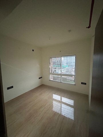 Room in 2 BHK Apartment at Yashwin Orizzonte, Kharadi – for Rent