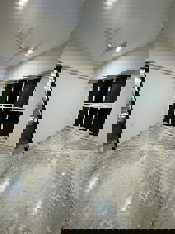 3 BHK + Pooja Room,Servant Room Apartment For Sale in L&T Emerald Isle