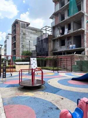  Plot – Exterior View View at BPTP District Faridabad, Sector 81 - for Sale