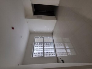 Furnished Amenities in 1 BHK Apartment at Lodha Amara, Kolshet Road – for Rent