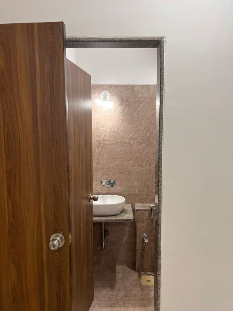 Bathroom, parinee-essence 1 Bedroom 444 Sq.Ft. Apartment In Kandivali West Mumbai 9713611