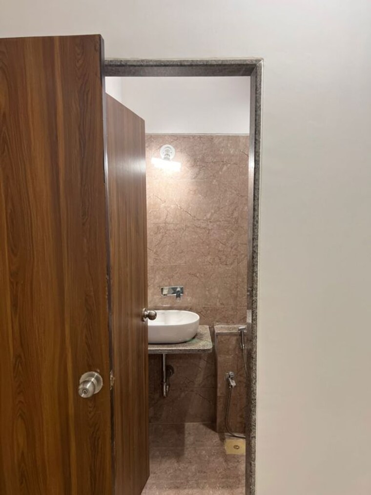 Bathroom, parinee-essence 1 Bedroom 444 Sq.Ft. Apartment In Kandivali West Mumbai 9713611