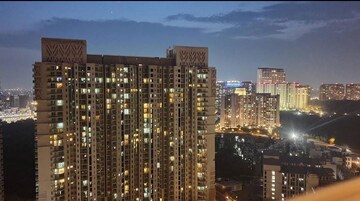 4 BHK Apartment – Exterior View View at DLF Park Place, Sector 54 - for Sale