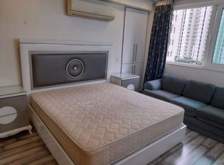 Bedroom, dlf-park-place 4 Bedroom 2700 Sq.Ft. Apartment In Sector 54 Gurgaon 9713695