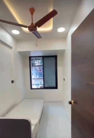 Room in 1.5 BHK Apartment at Omkar Sanpada, Sanpada – for Sale