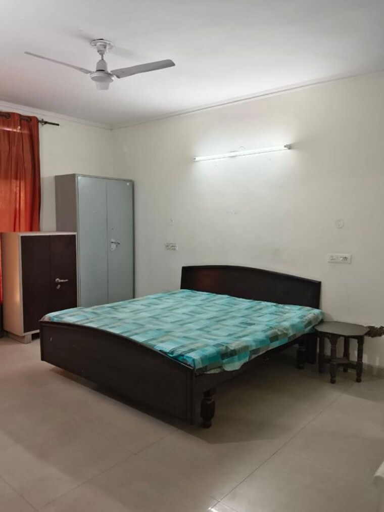Bedroom, vip road 2 Bedroom 1250 Sq.Ft. Apartment In Vip Road Zirakpur 9713676
