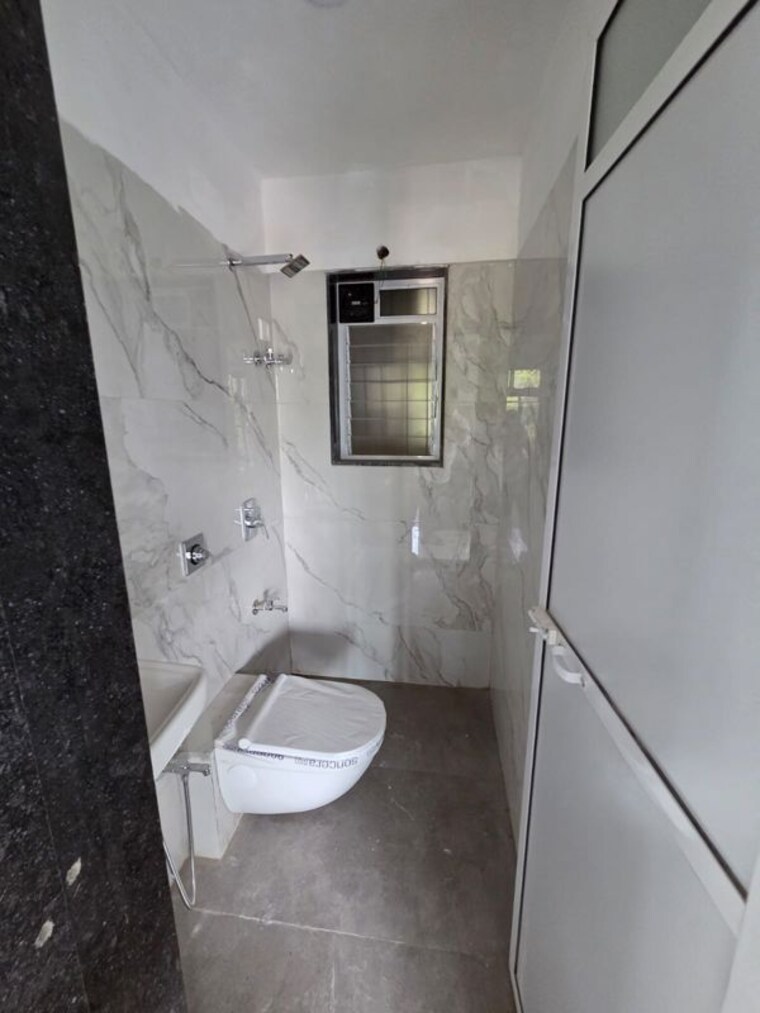 Bathroom, atharva-om-gautam-residency 2 Bedroom 501 Sq.Ft. Apartment In Malad East Mumbai 9713741
