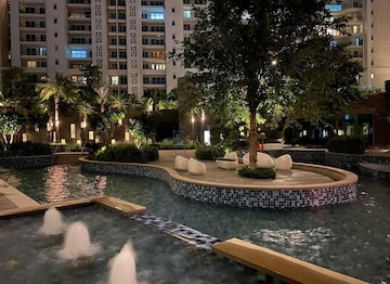 Swimming Pool in 4 BHK Apartment at DLF The Crest, Sector 54 – for Sale