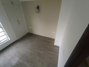 Room in 3 BHK Apartment at ABA Cleo County, Sector 121 – for Rent
