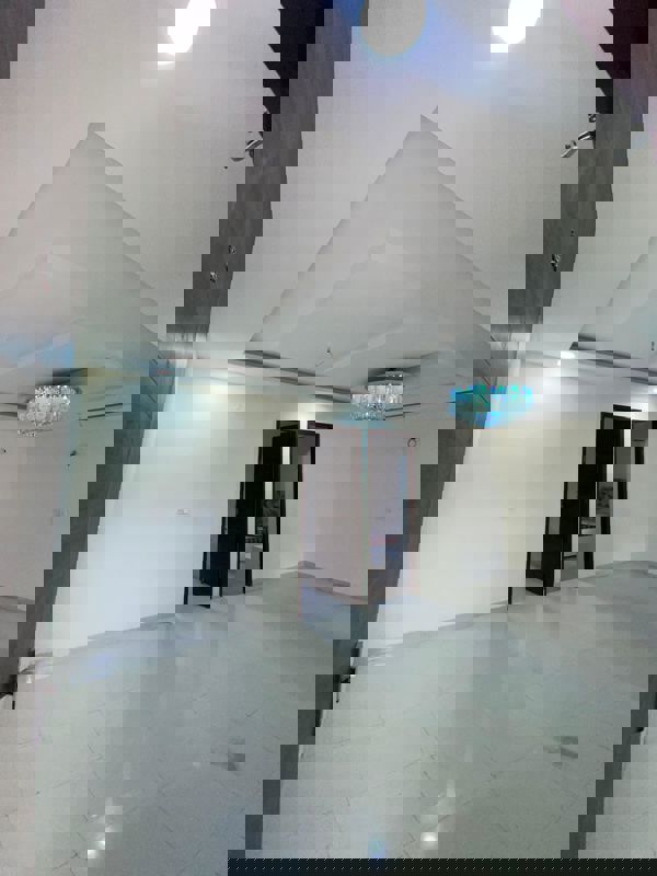 2 BHK + Servant Room Apartment For Sale in Sector 4