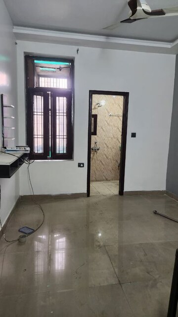 2 BHK Builder Floor For Rent in Spring Field, Sector 31