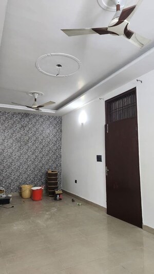 Furnished Amenities in 2 BHK Builder Floor at Spring Field, Sector 31 – for Rent