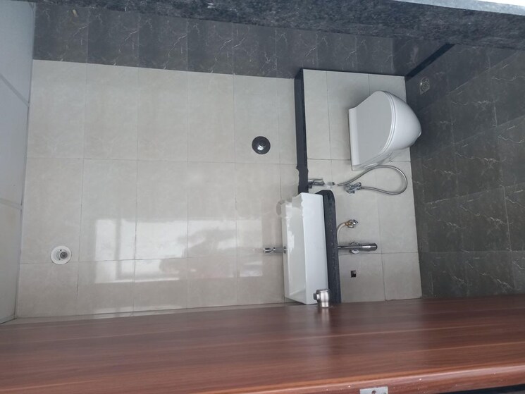 Bathroom, mantra-mirari 3 Bedroom 1300 Sq.Ft. Apartment In Koregaon Park Pune 9713510