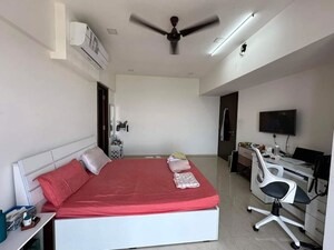 Bedroom in 2 BHK Apartment at Enpar Lotus Residency, Lower Parel – for Rent