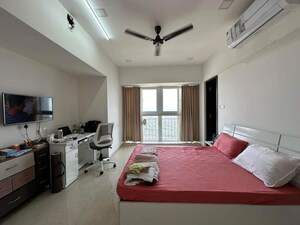 Bedroom in 2 BHK Apartment at Enpar Lotus Residency, Lower Parel – for Rent