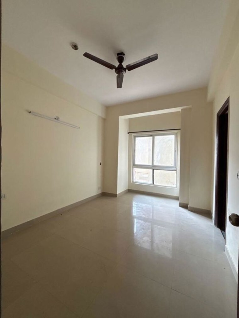 Room, mahagun-moderne 3 Bedroom 1435 Sq.Ft. Apartment In Sector 78 Noida 9714103